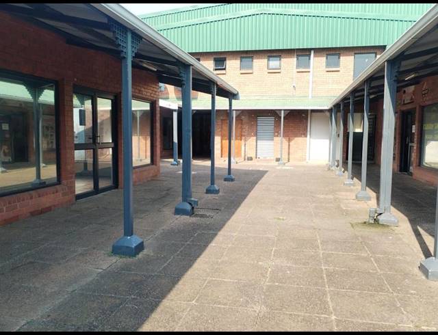 RETAIL PROPERTY TO RENT IN HAYFIELDS